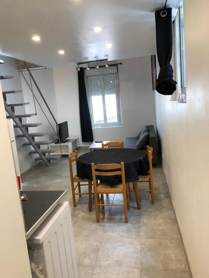 Appartement En Centre Ville Hyeres Exterior photo